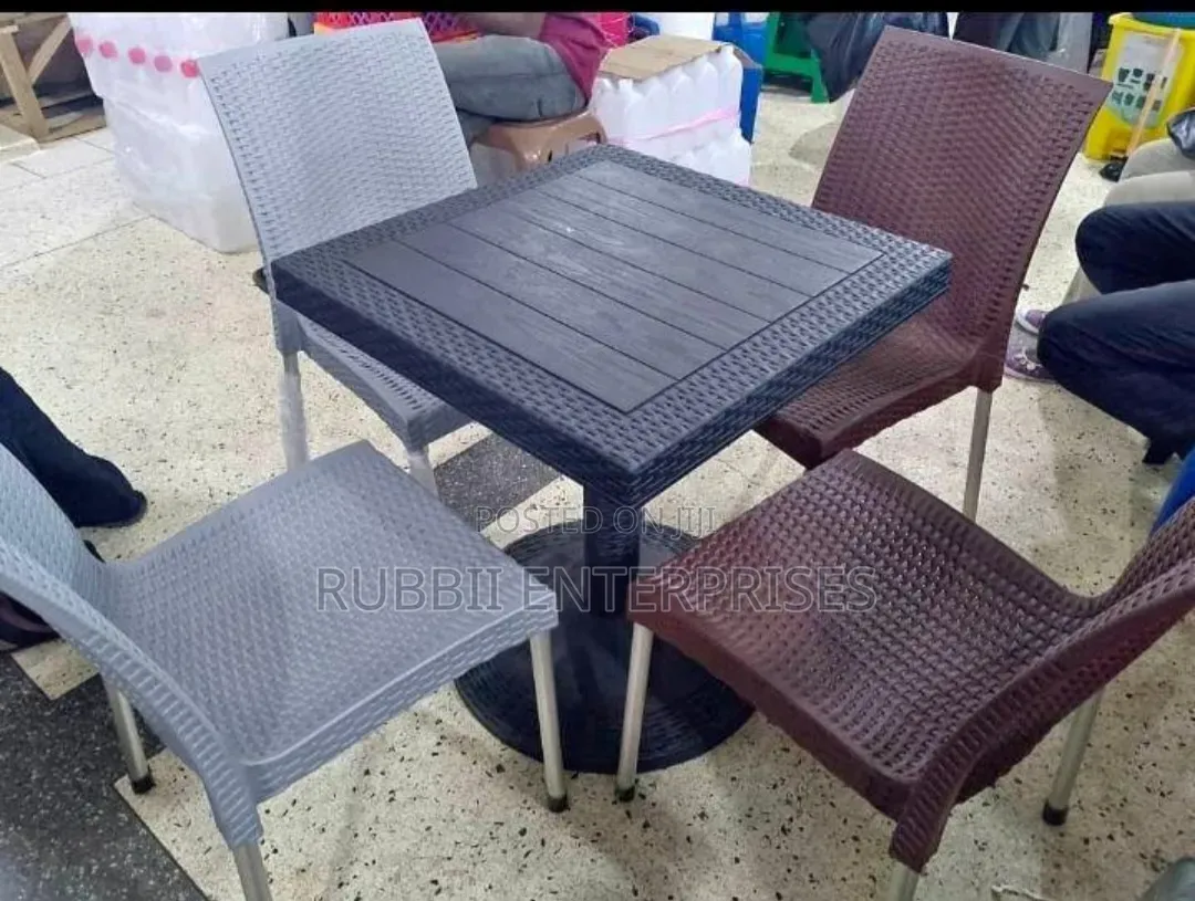 One Legged Square Table + 4 Armless Chair