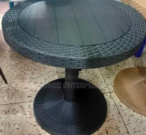 Round Outdoor Coffee Table