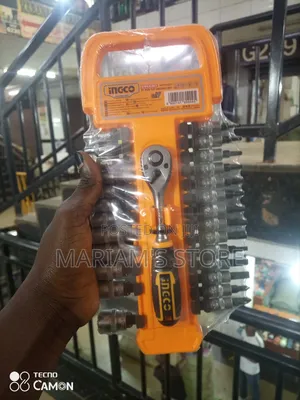 27-Piece 1/4" Socket Set Featuring a Ratchet Handle