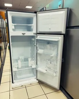 Double Door Hisense Fridge 270l With Water Dispenser