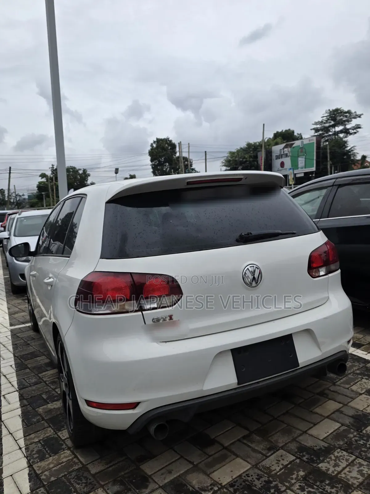 Volkswagen Golf 2012 White