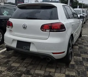 Volkswagen Golf 2012 White