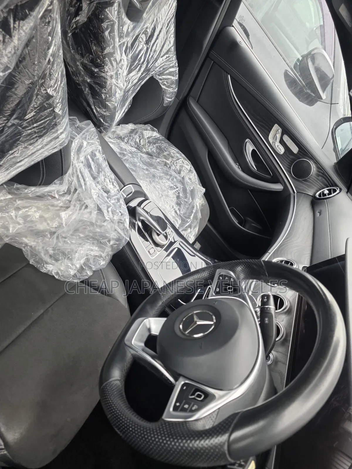 Mercedes-Benz E220 2017 Black