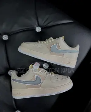 Smooth Beige Drip