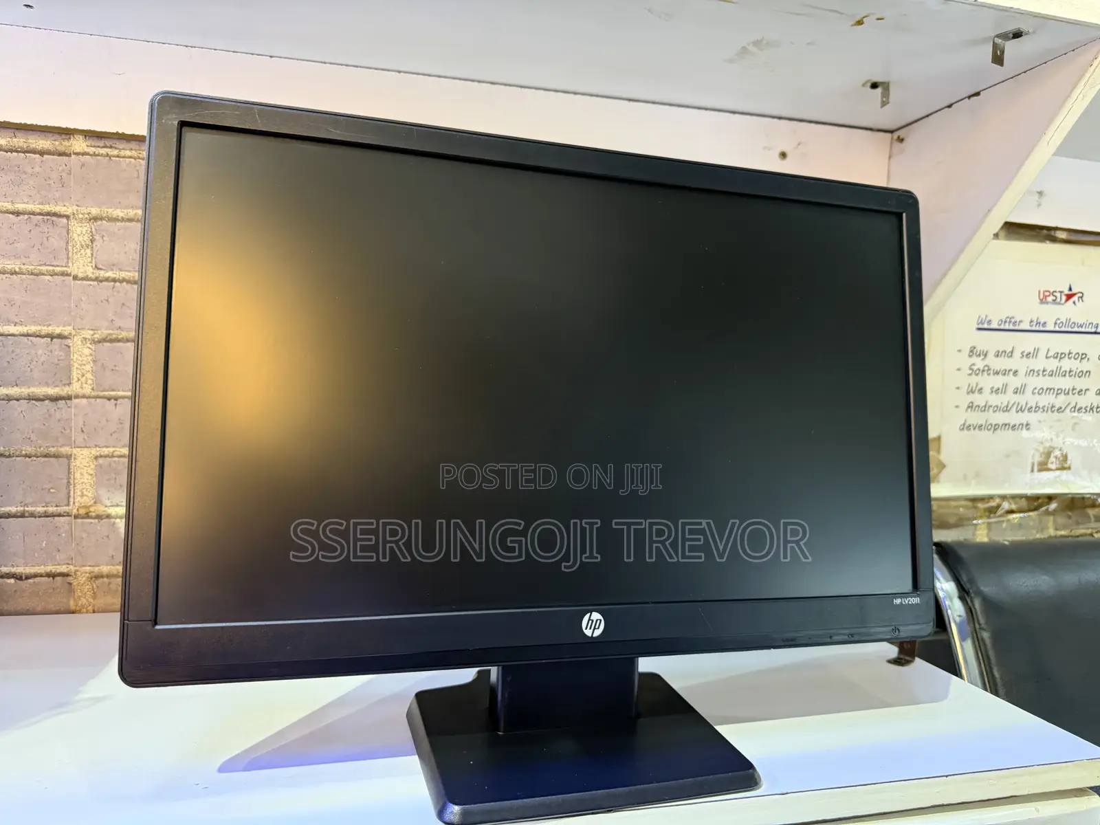 Desktop Computer HP EliteDesk 705 8GB AMD Ryzen 5 SSHD+SSD 256GB