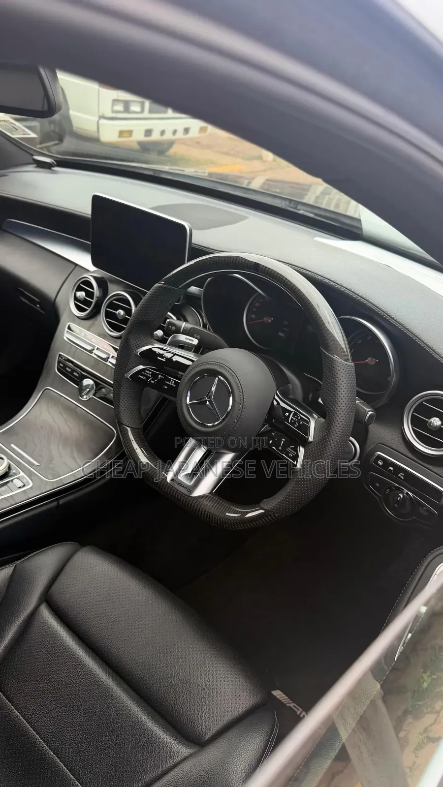 Mercedes-Benz C200 2016 Black