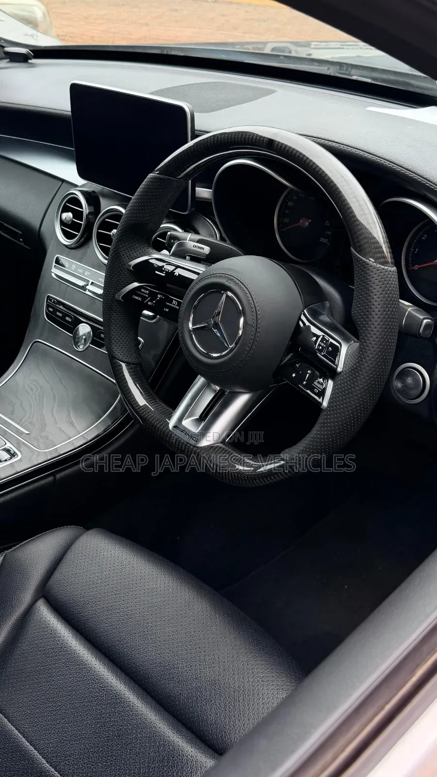 Mercedes-Benz C200 2016 Black