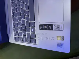 Laptop Lenovo Ideapad 3 8GB Intel Core i7 HDD+SSD 1T
