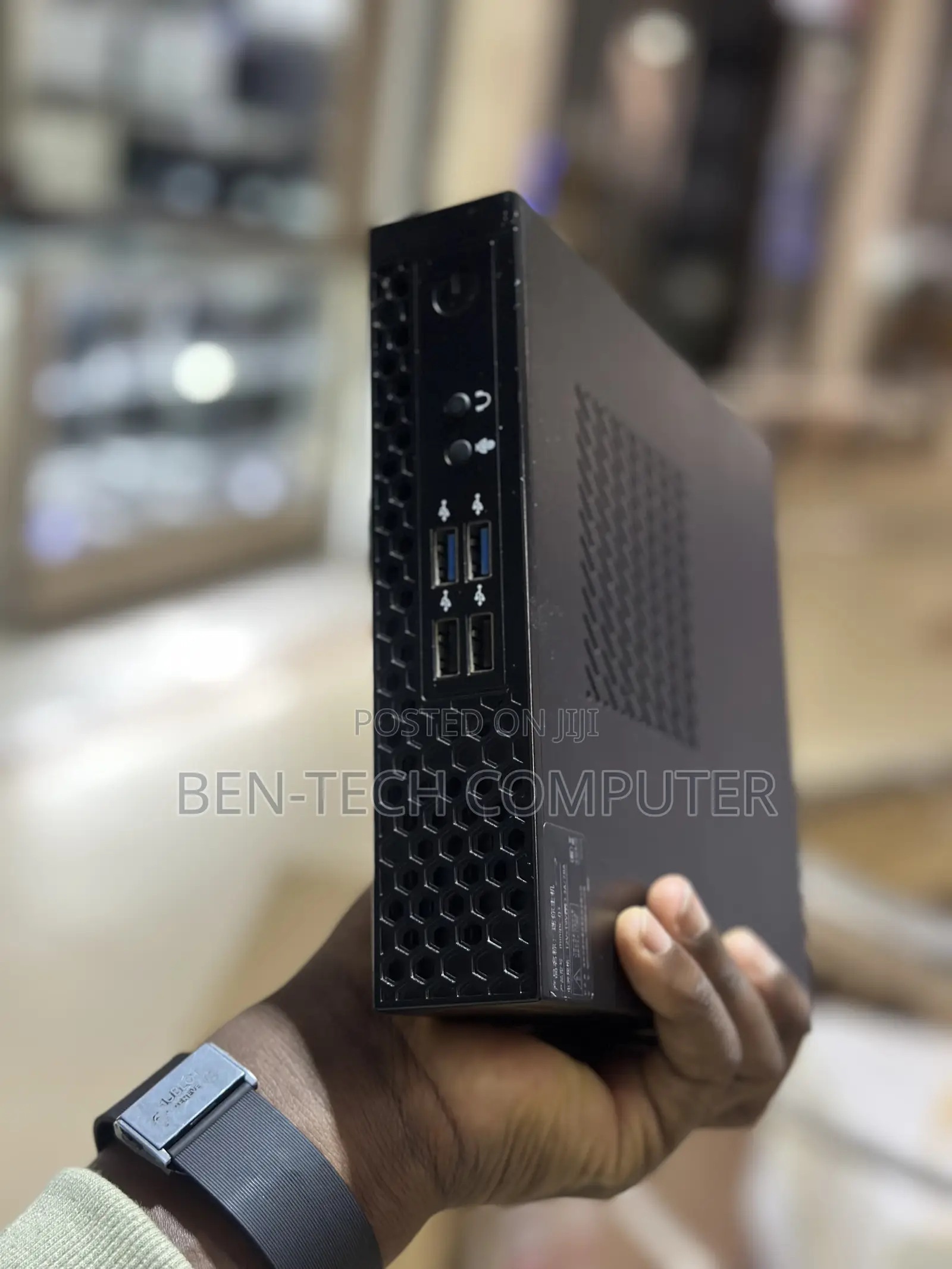 Desktop Computer 4GB Intel Core i3 SSD 128GB