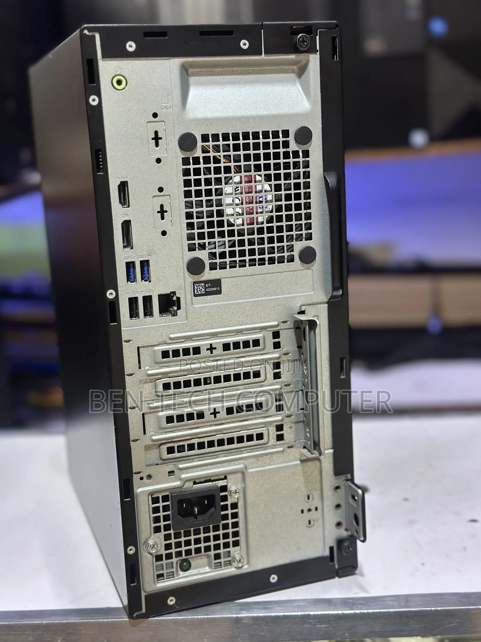 Desktop Computer Dell OptiPlex 3070 8GB Intel Core i5 HDD+SSD 500GB