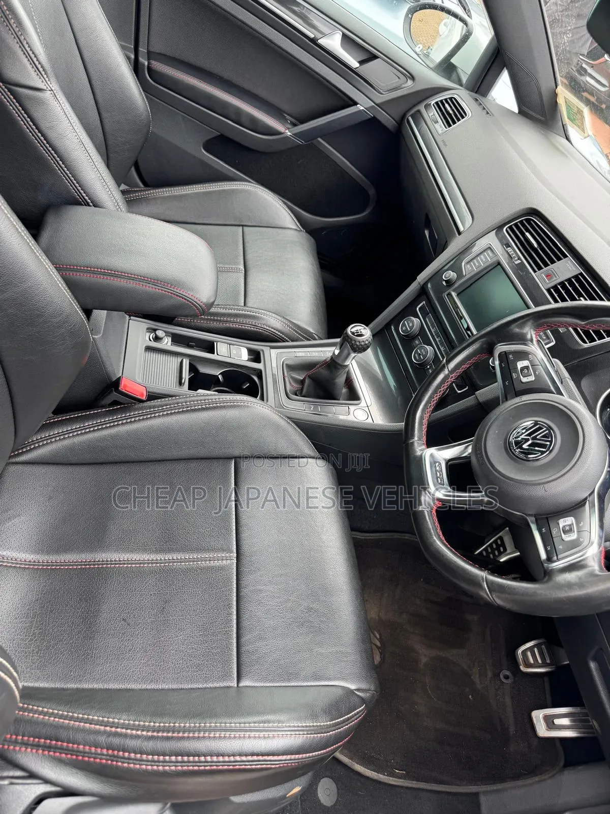 Volkswagen Golf 2017 White