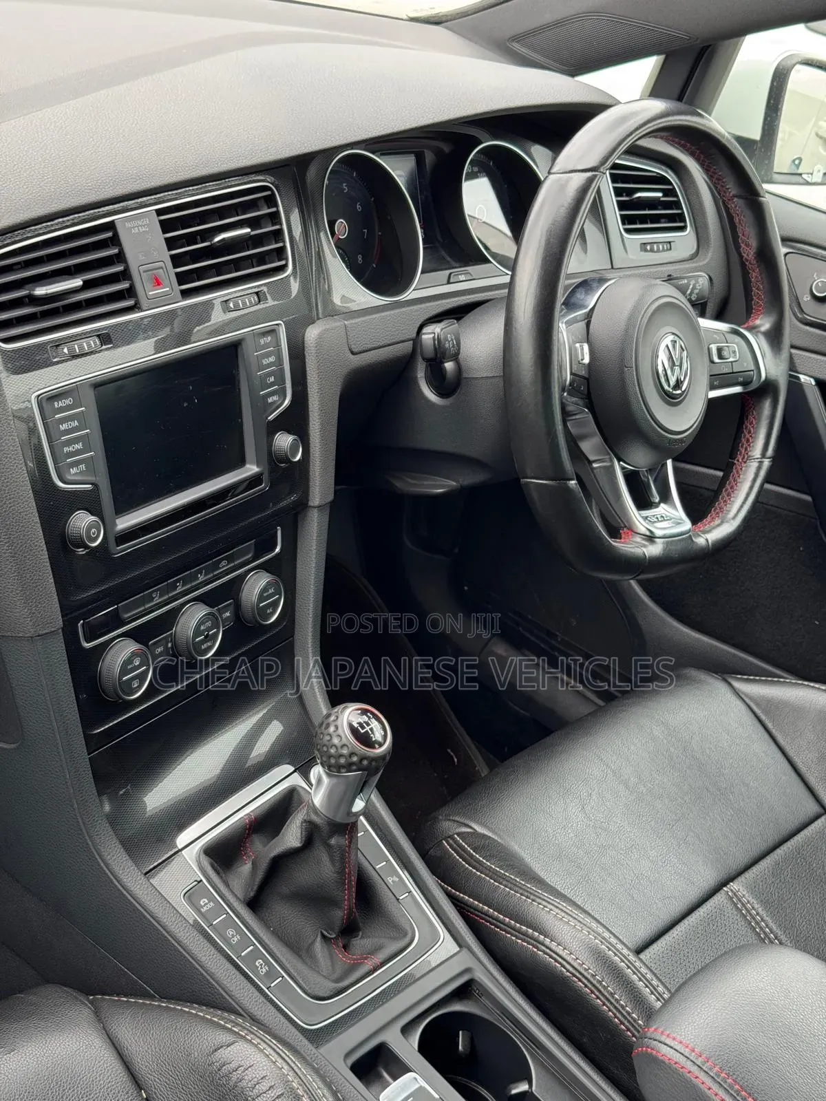 Volkswagen Golf 2017 White