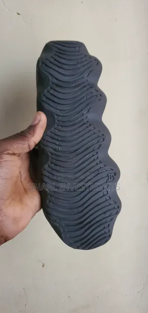 Adidas Yeezy 450