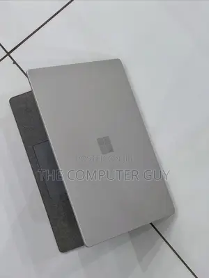 New Laptop Microsoft Surface Pro 4 16GB Intel Core i7 SSD 256GB