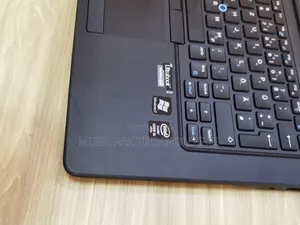 Laptop Dell Latitude 7450 8GB Intel Core i5 SSD 256GB
