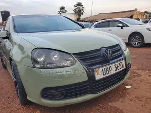 Volkswagen Golf R 4-Door 2013 Green