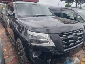 Nissan Patrol 2022 Black