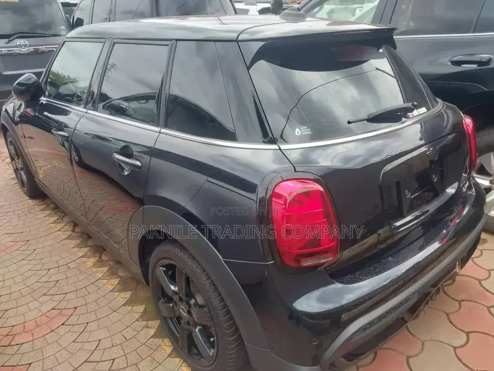 Mini Cooper 2023 Black