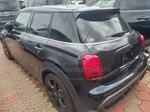 Mini Cooper 2023 Black