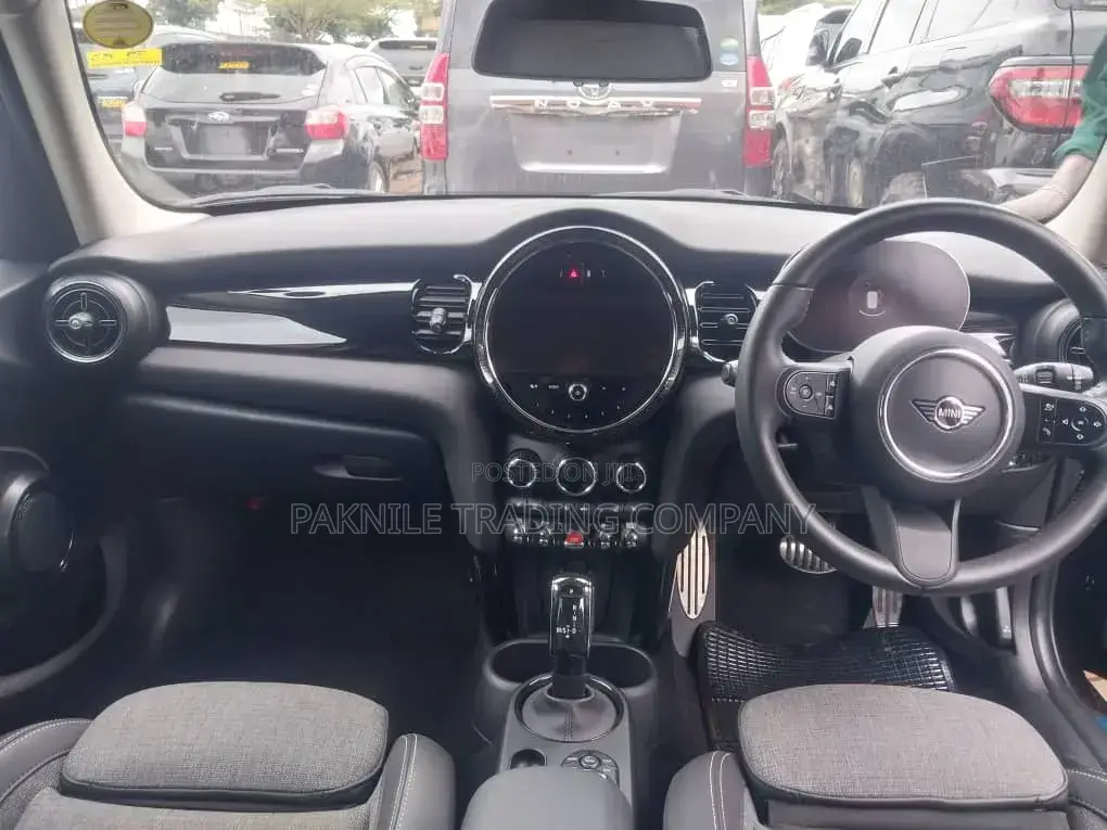 Mini Cooper 2023 Black