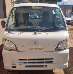Car 2012 White