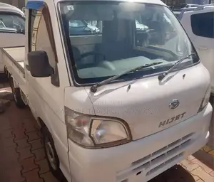 Car 2012 White