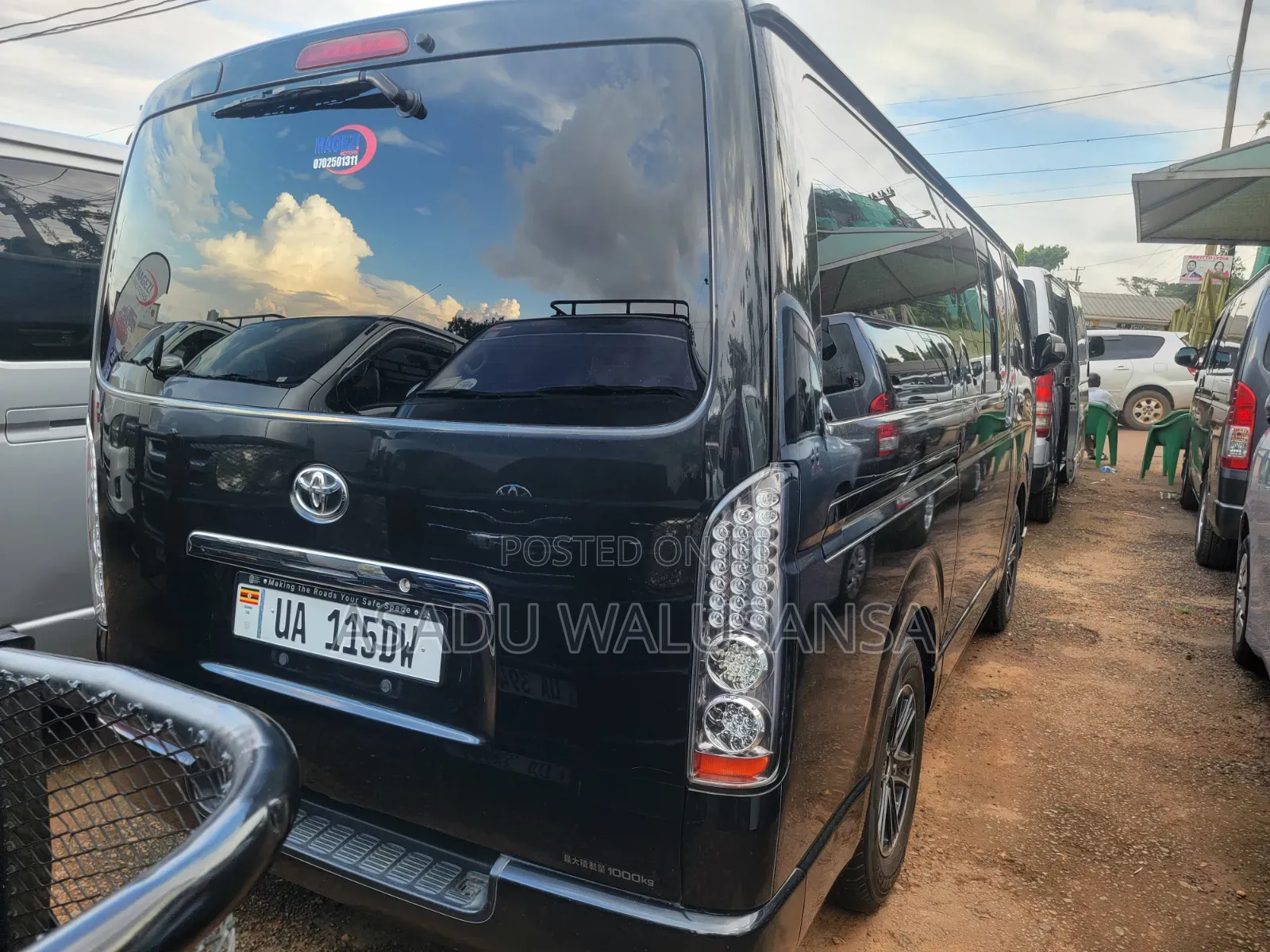 Toyota HiAce 2012 Black