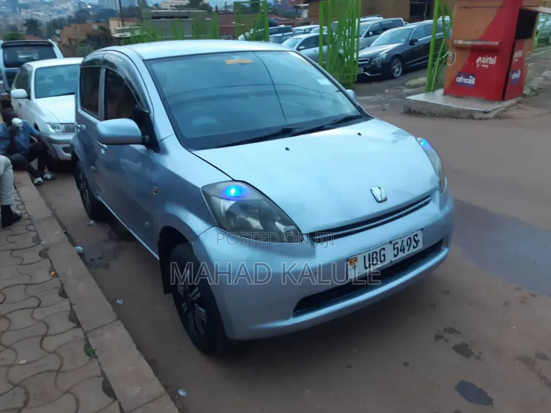 Toyota Passo 2009 Blue