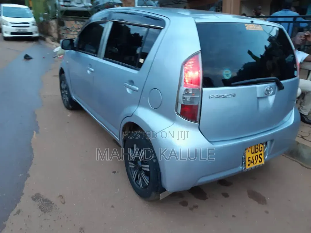 Toyota Passo 2009 Blue