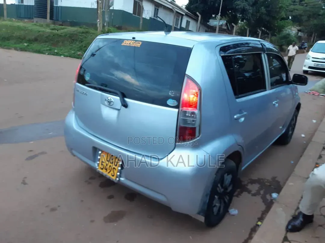 Toyota Passo 2009 Blue