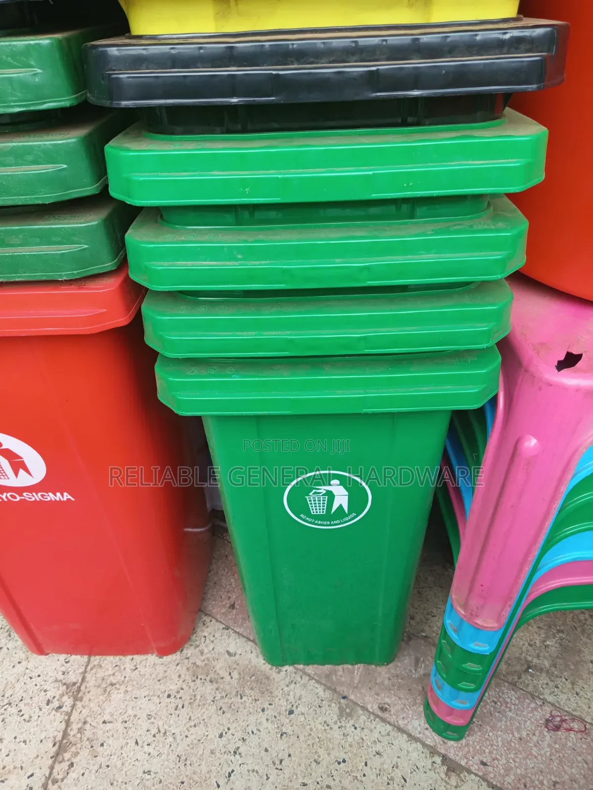 Plastic Dust Bins 240litres(Outdoor)