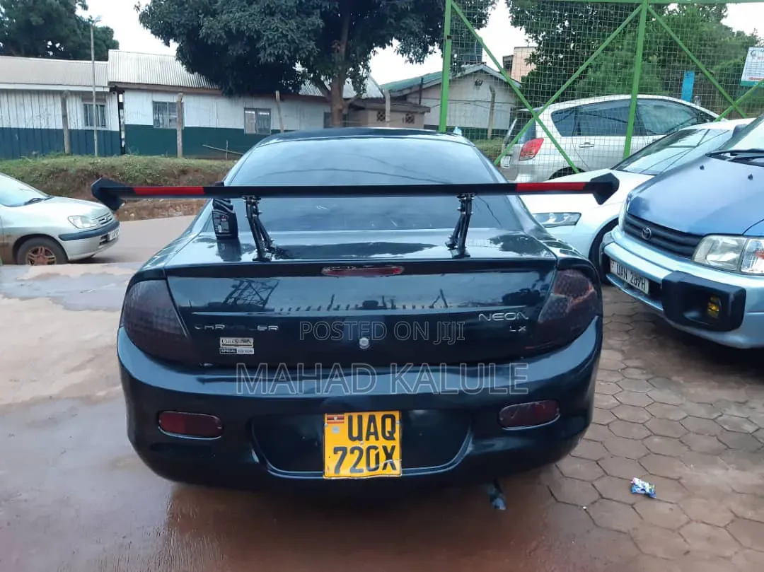 Chrysler Neon 2004 Black