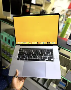 New Laptop Apple MacBook Pro 16GB Intel Core i9 SSD 1T