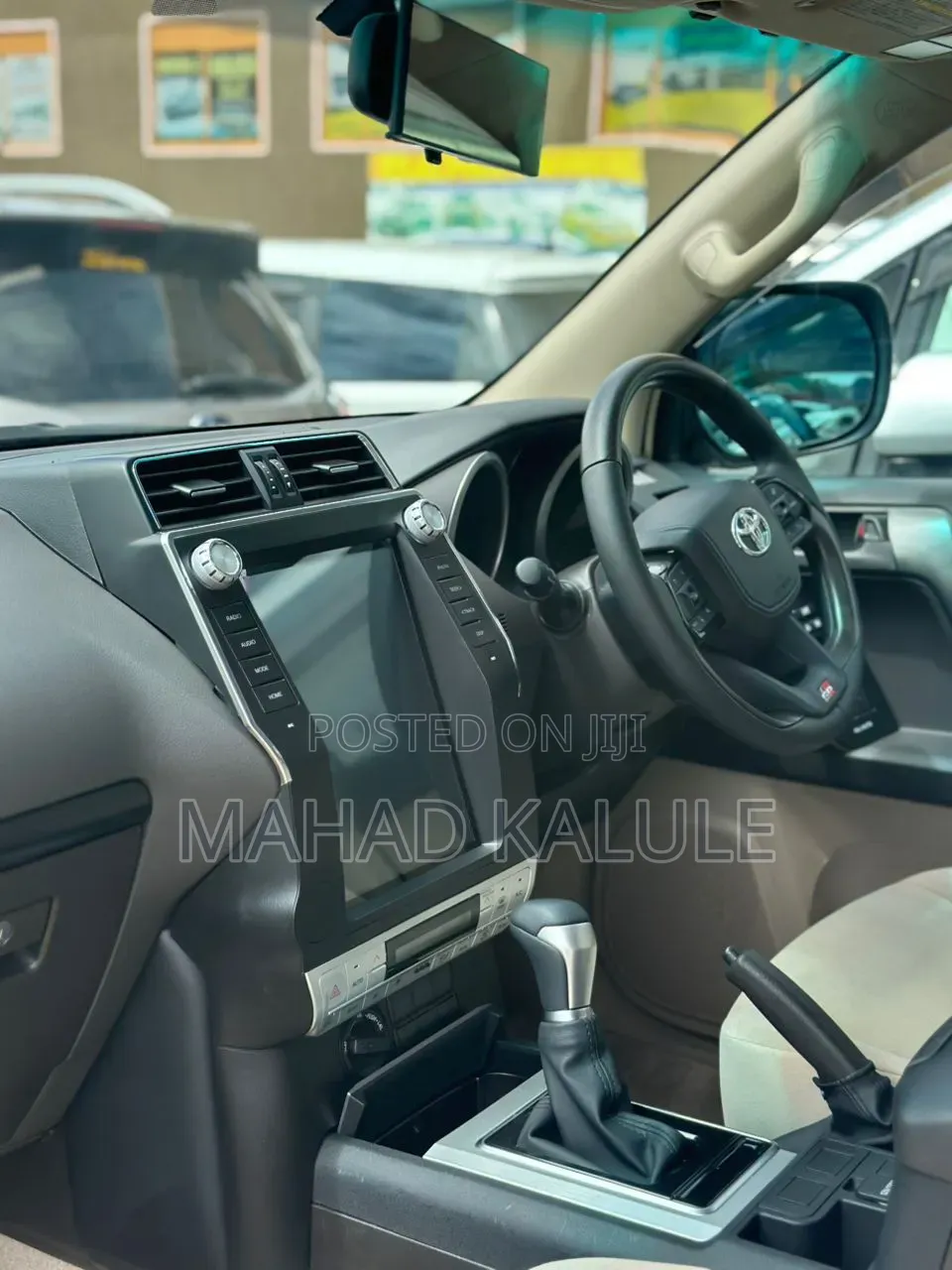 Toyota Land Cruiser 2018 White