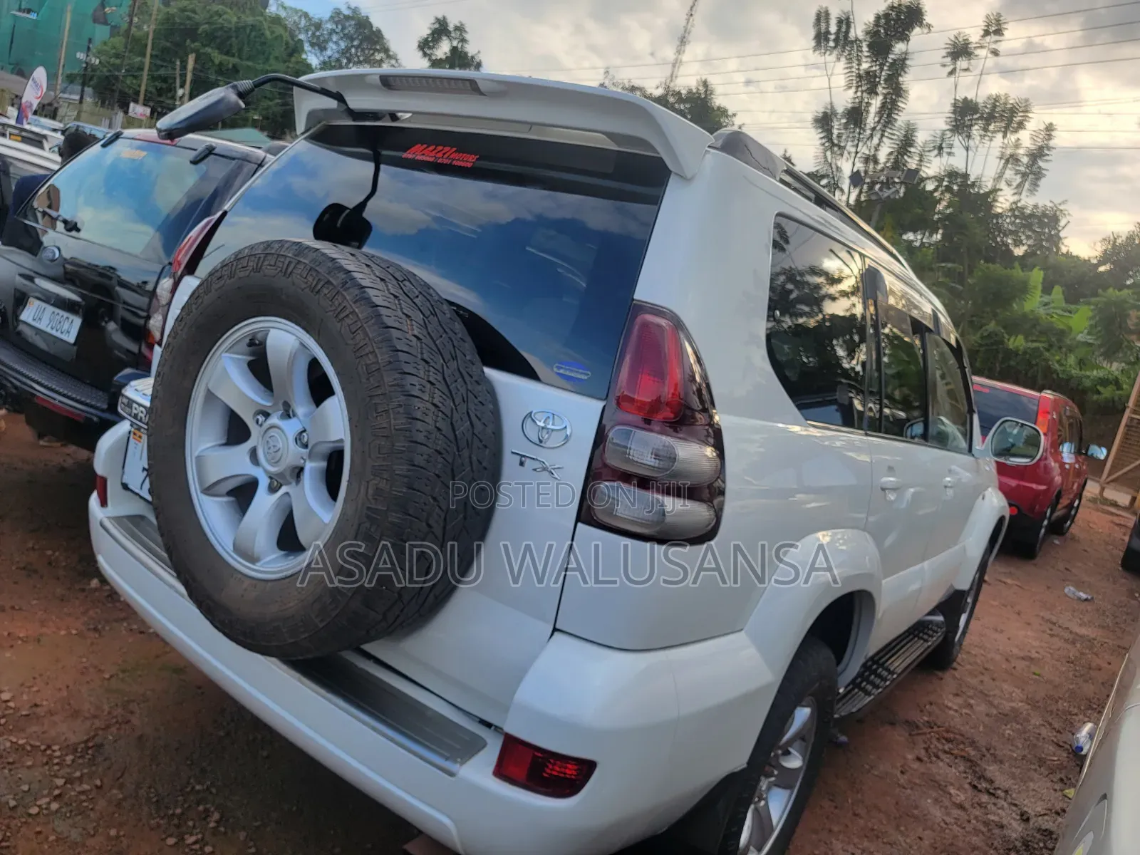 Toyota Land Cruiser Prado 2013 White