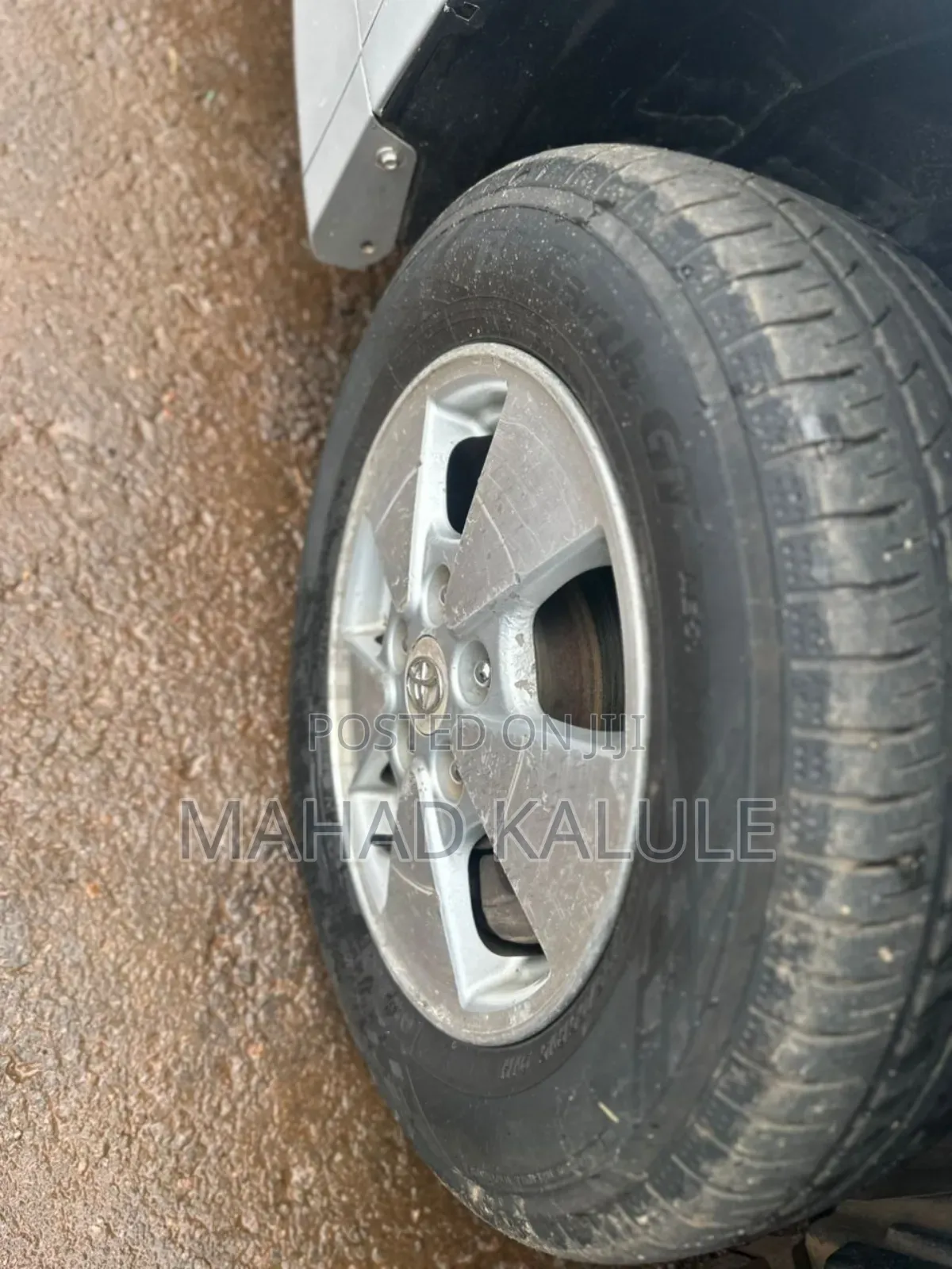 Toyota Noah 2010 Silver