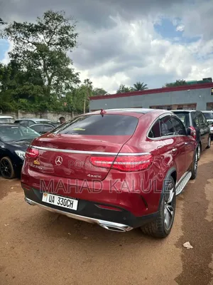Mercedes-Benz GLE-Class 2018 Maroon