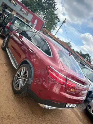 Mercedes-Benz GLE-Class 2018 Maroon