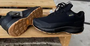 Men’S Classic Columbia Goretex Waterproof Sneaker