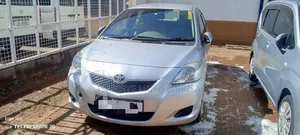 Toyota Belta 2014 Silver