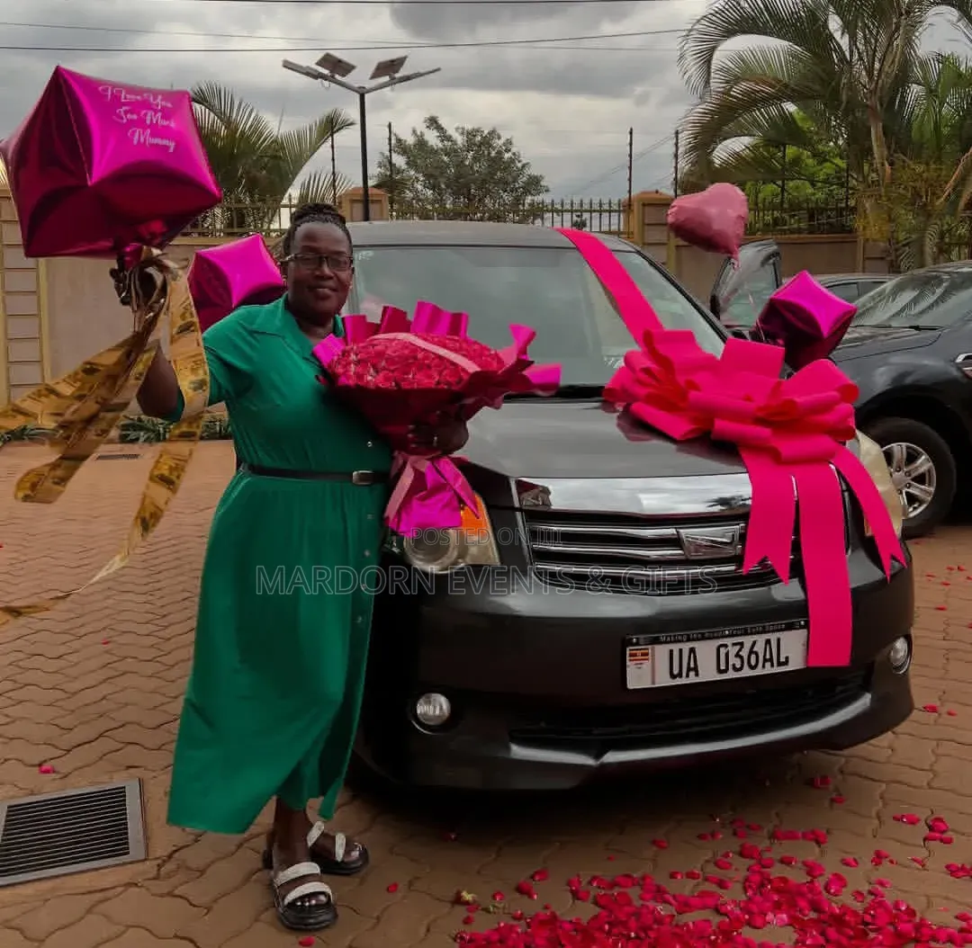 Car Unveiling Decor