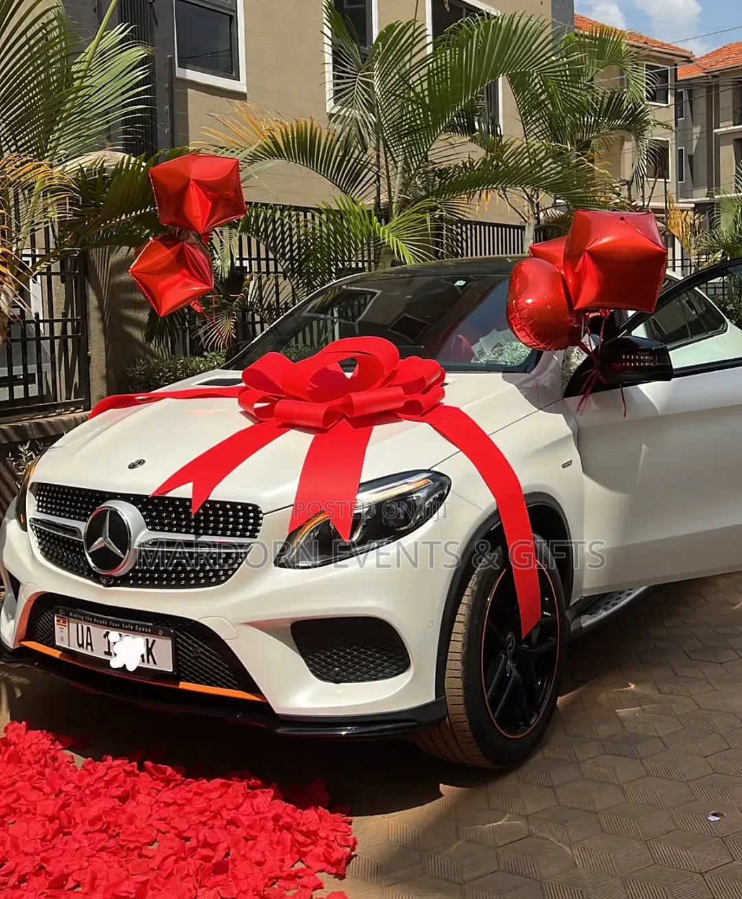 Car Unveiling Decor