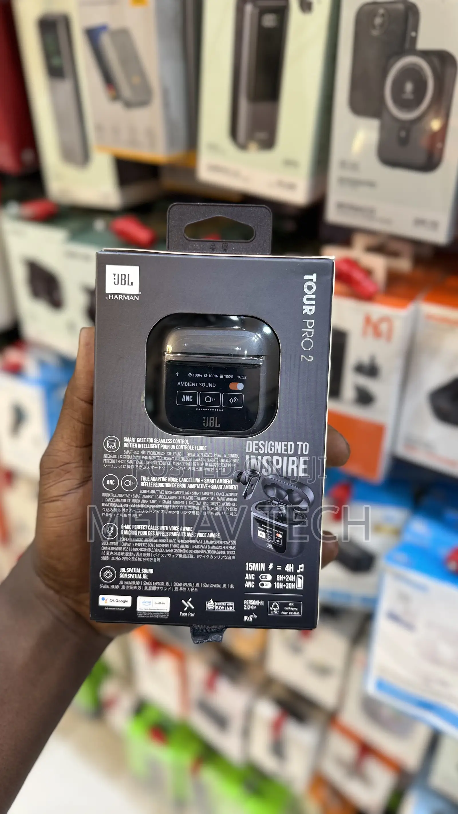 JBL Tour Pro 2