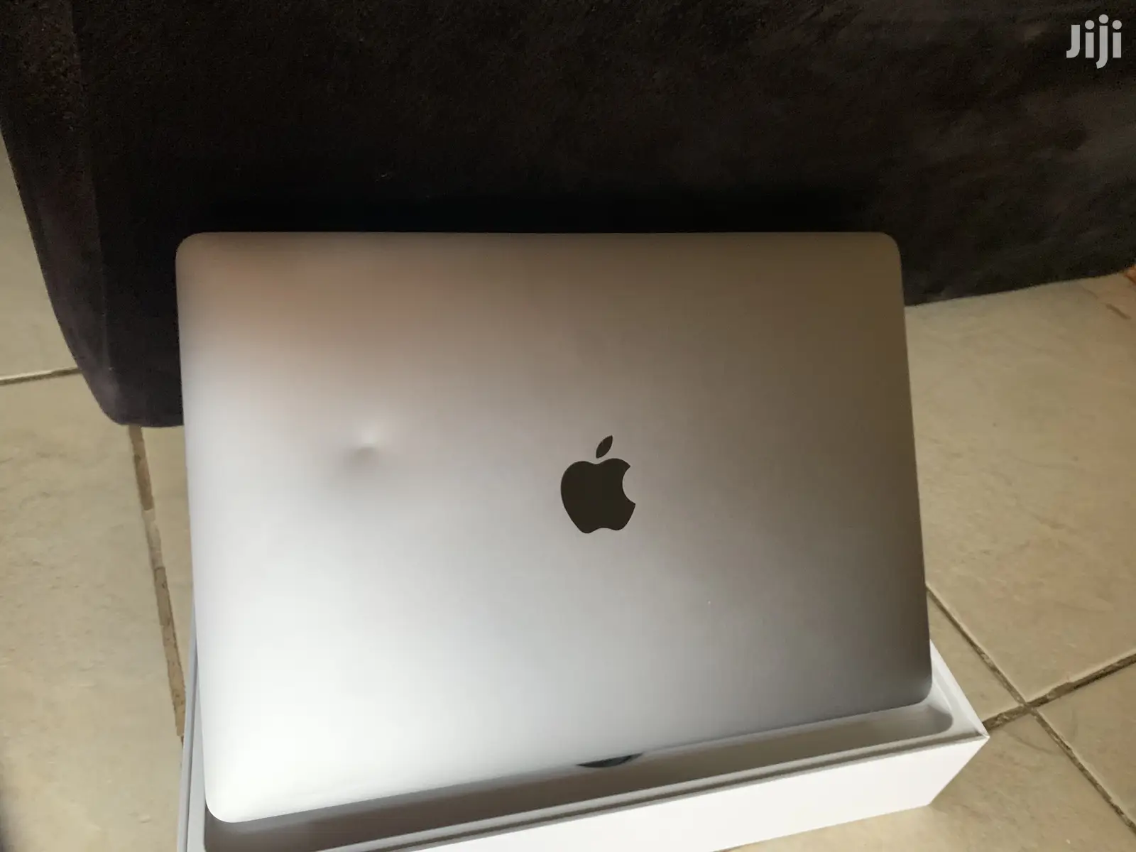 Laptop Apple MacBook Pro 8GB Intel Core i5 SSD 512GB