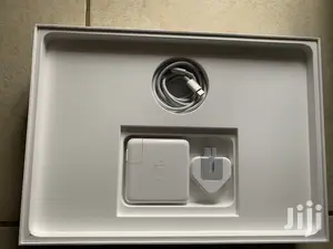 Laptop Apple MacBook Pro 8GB Intel Core i5 SSD 512GB