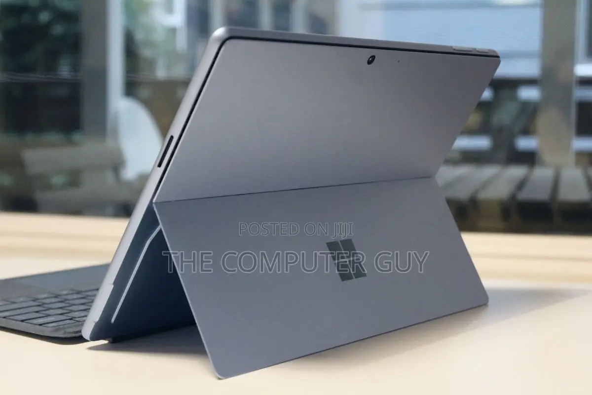 New Laptop Microsoft Surface Pro 4 16GB Intel Core i7 SSD 256GB
