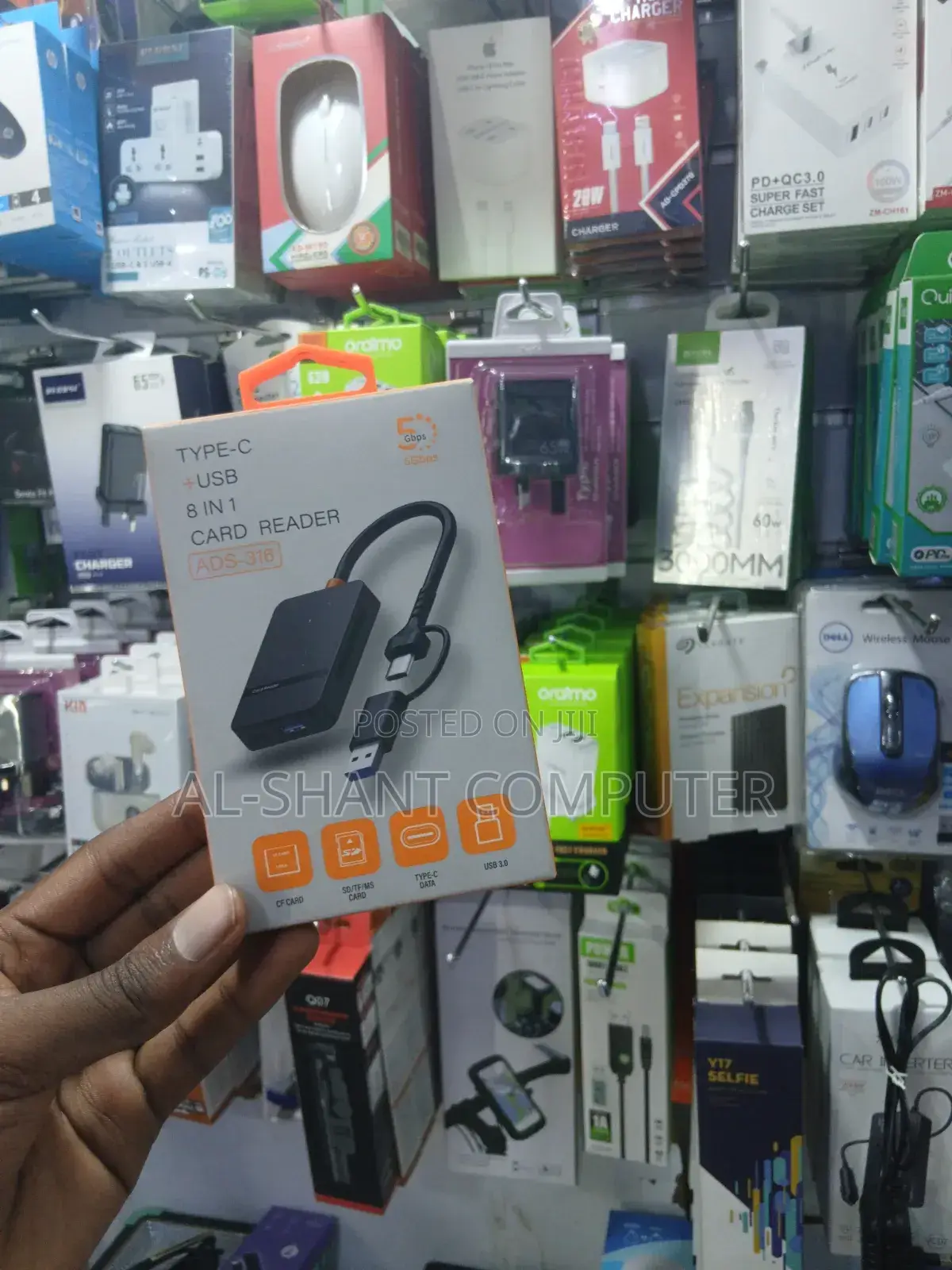 8 In1 Usb-a and Type-C Card Reader