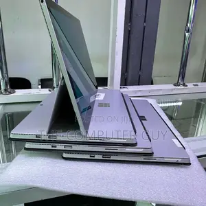 New Laptop Microsoft Surface Pro 4 8GB Intel Core i5 SSD 256GB