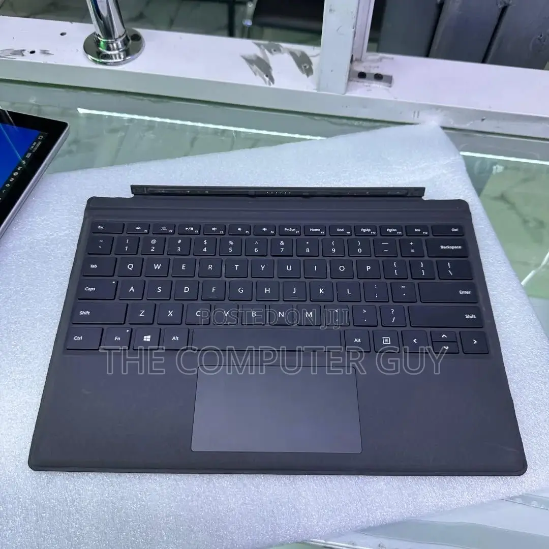 New Laptop Microsoft Surface Pro 4 16GB Intel Core i7 SSD 512GB