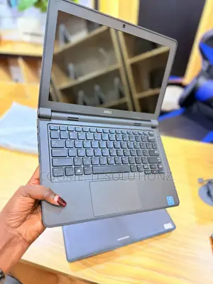Laptop Dell Latitude 11 3150 4GB Intel Celeron HDD 500GB